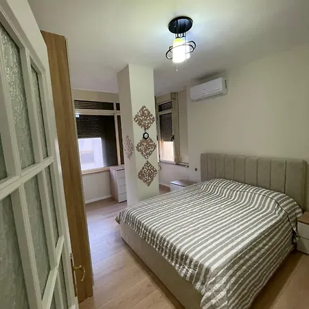 Gersis Apartment Durres